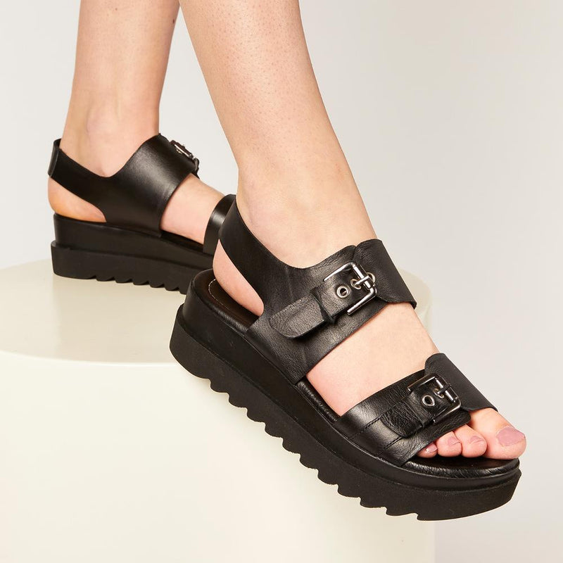 Strap best sale chunky sandals