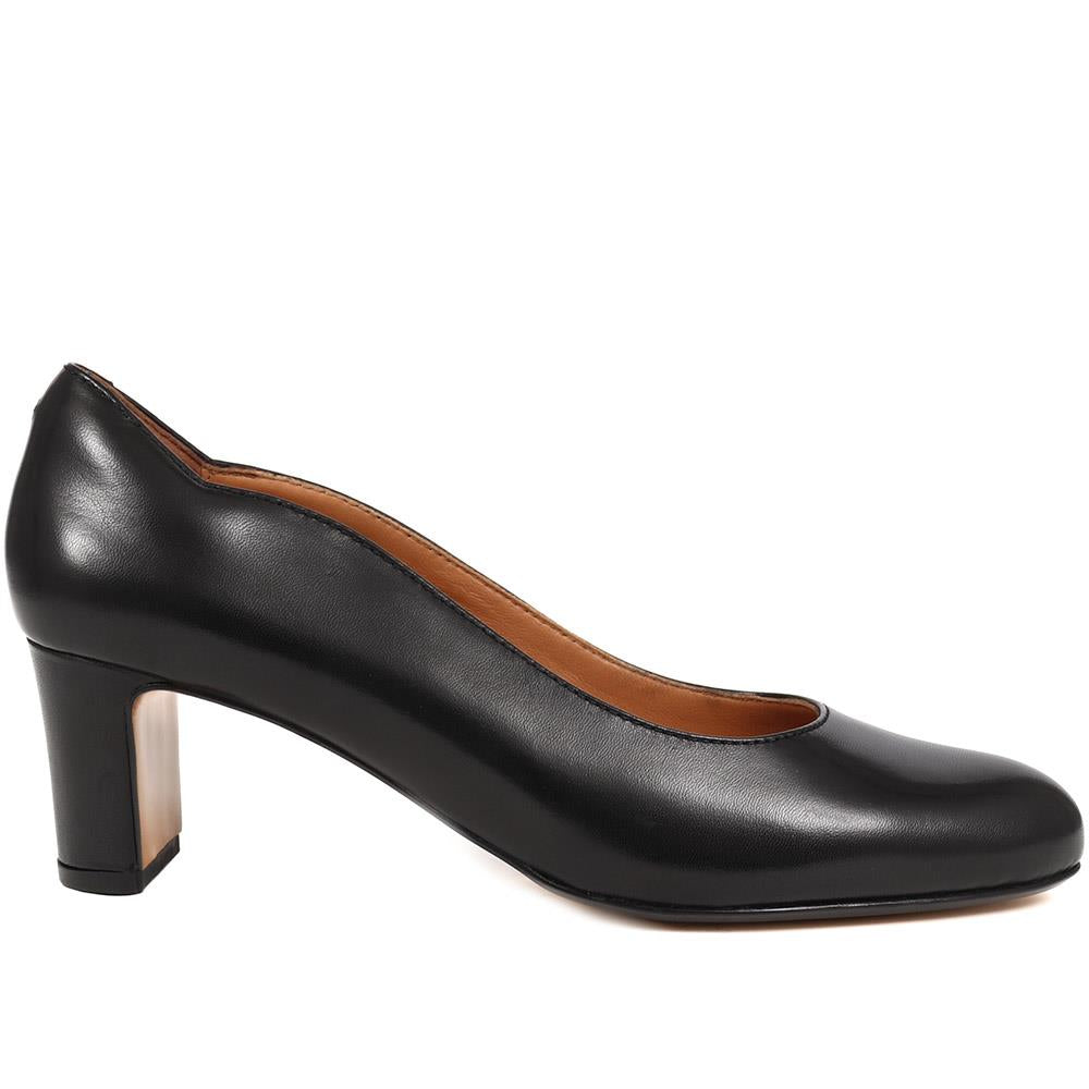 Zoey Leather Court Shoes - ZOEY / 323 597 from Jones Bootmaker