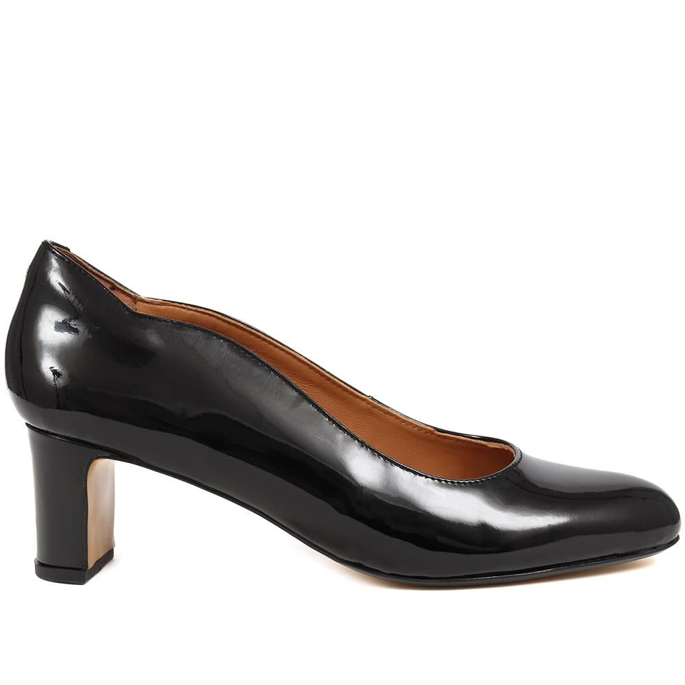 Zoey Leather Court Shoes - ZOEY / 323 597 from Jones Bootmaker