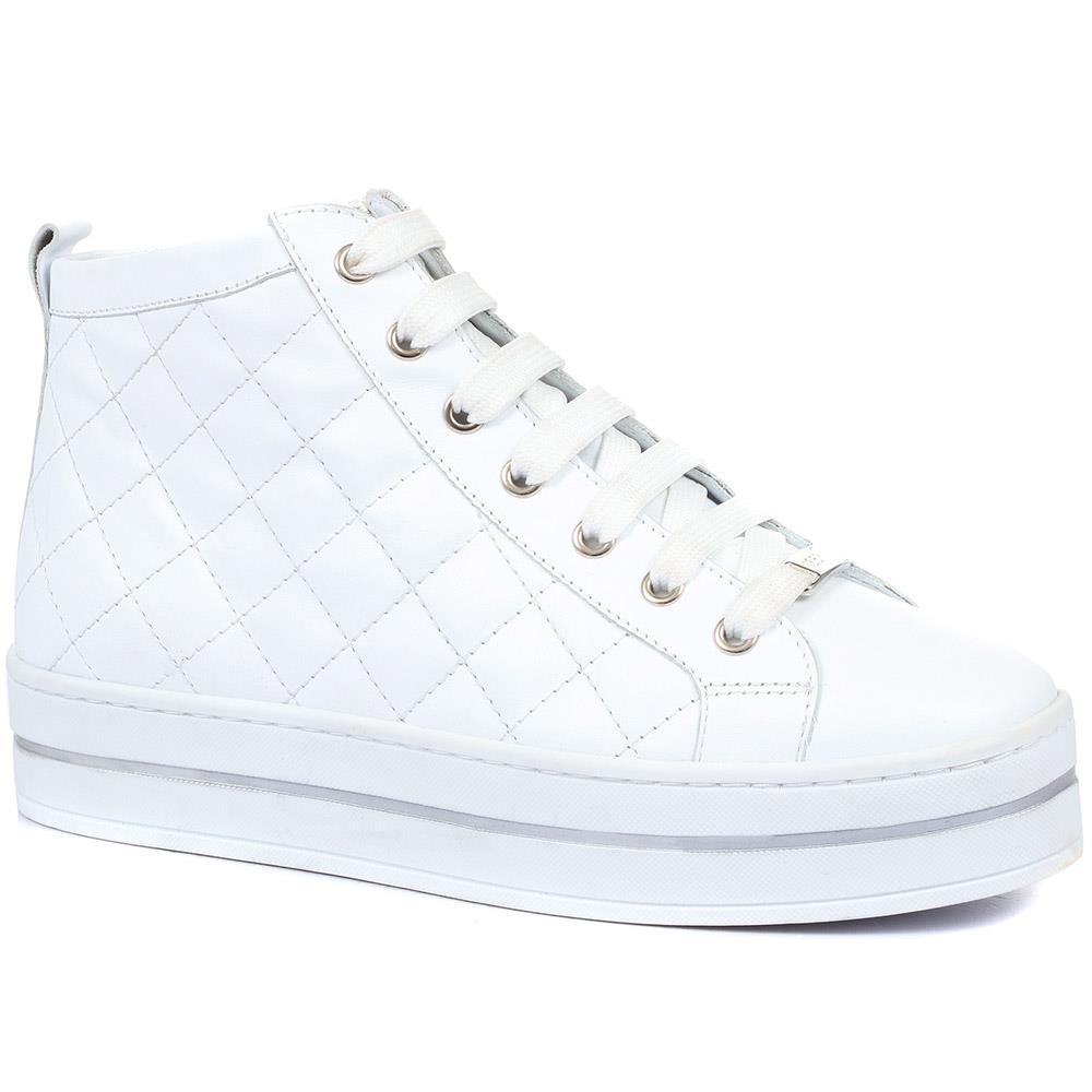 Elenore Leather Quilted Trainers - ELENORE / 321 307